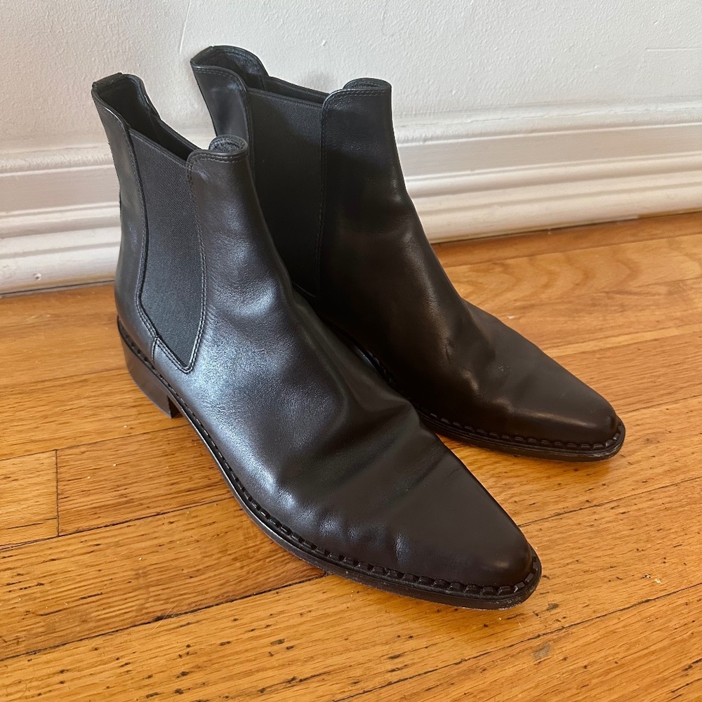 VINCE black leather Chelsea ankle western boots 39 8.5 /9